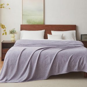 COOVA Summer Knit Blanket King Size for Bed, Lightweight Breathable Thin Blankets for Hot Sleepers, Cozy Soft Sweatshirt Bed Blanket for Sofa,(Light Purple 90"x102")