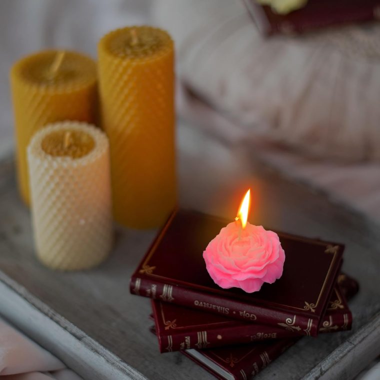Valentine's Day 4 Pcs Low Temperature Candles Glitter Pink Peony Flower Home Scented Candle Kit Pure Natural Soybean Oil Candle Aromatherapy Romantic Wax Play Candle for Lovers Couples - Image 6