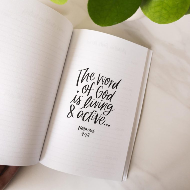 Prayer Journal for Women: 52 Weeks to Write, Pray and Reflect on God's Word - Image 4