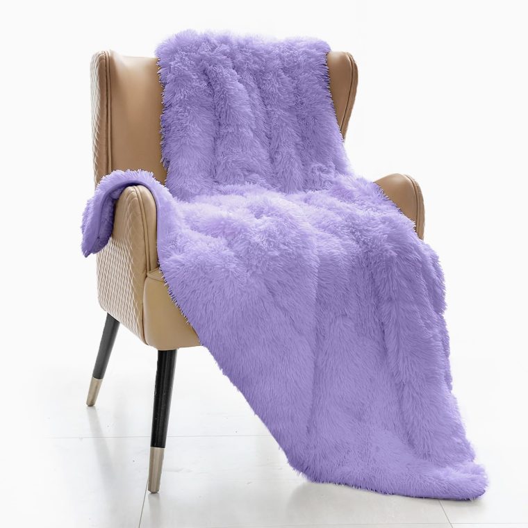 Mr. Sandman Faux Fur 15 Pound Weighted Blanket Queen Size, Luxury Elegant Long Fur Weighted Blanket Throw for Bed Sofa, Super Soft Warm Sherpa Reverse Heavy Blanket Throw - 60"×80", Light Purple