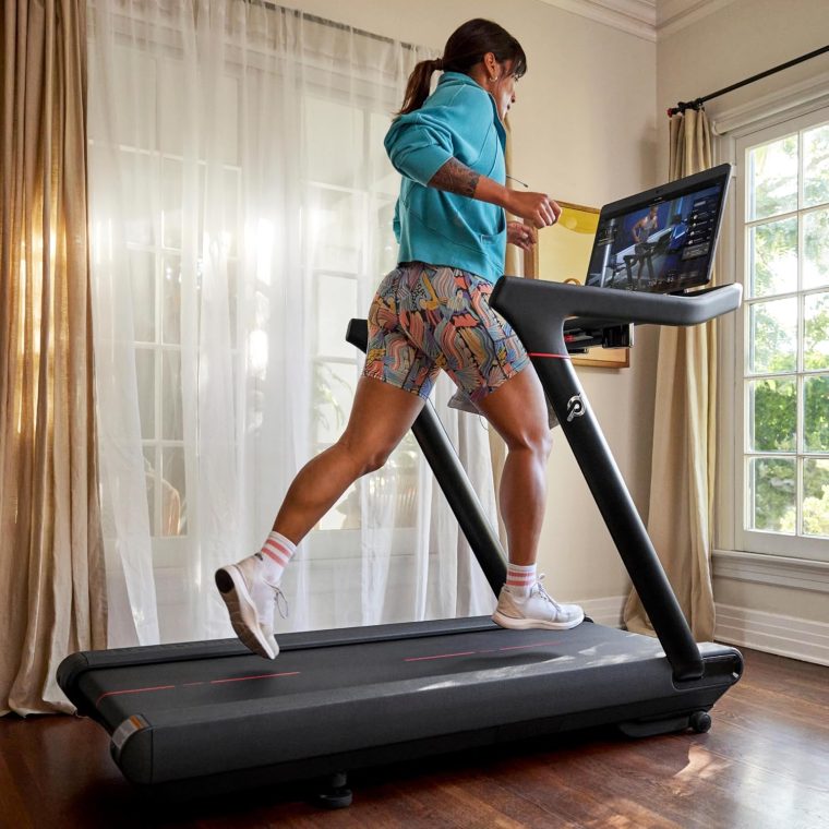 Peloton Tread | Treadmill for Running, Walking, and Hiking with Manual or Auto-Incline Options and Immersive 24” HD Touchscreen - Image 3
