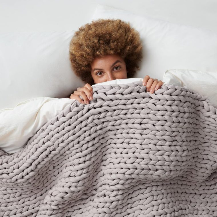 Bearaby Cotton Hand-Knit Weighted Blankets for Adults - Chunky Knit Blanket - Sustainable, Breathable, Organic, Cooling Weighted Blanket - Machine Washable (Moonstone Grey, 10 lbs, 40"x64") - Image 8