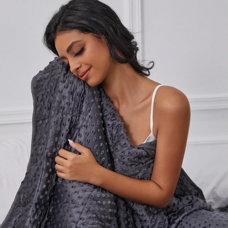 Weighted Blanket for Adults, Comfortable and Soft Throw Weighted Blanket with Premium Glass Beads for All Season 15 lbs 60"x80", Dark Grey - Image 3