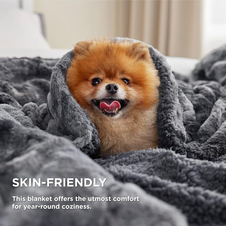 Bedsure Sherpa Fluffy Blanket King Size for Bed - Fleece Soft and Cozy Throw for Women, Plush & Fuzzy Faux Fur Blanket for Couch, Sofa and Decor, Tie Dye Design, Grey, 108x90 Inches - Image 2