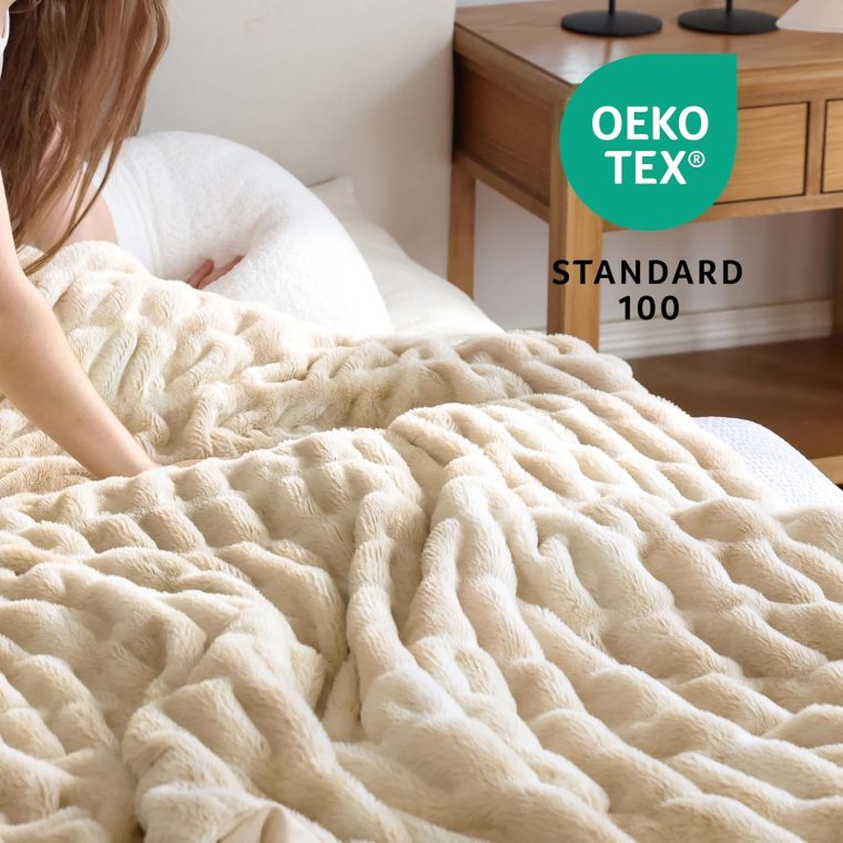 Faux Fur Blanket, Twin Size Oversized Throw Blanket for Couch, Fluffy Blanket with Stretch Ruched Design, Ultra Soft Giftable Home Decor, 60x80 inches, Tie-Dyed in Khaki - Image 2