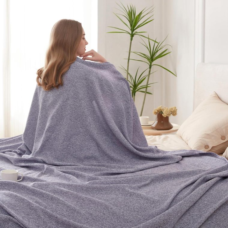 COOVA Summer Knit Blanket King Size for Bed, Lightweight Breathable Thin Blankets for Hot Sleepers, Cozy Soft Sweatshirt Bed Blanket for Sofa,(Light Purple 90"x102") - Image 4